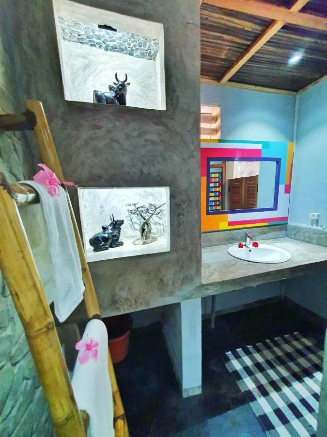 Villa Ilo Komba クンバ島 エクステリア 写真
